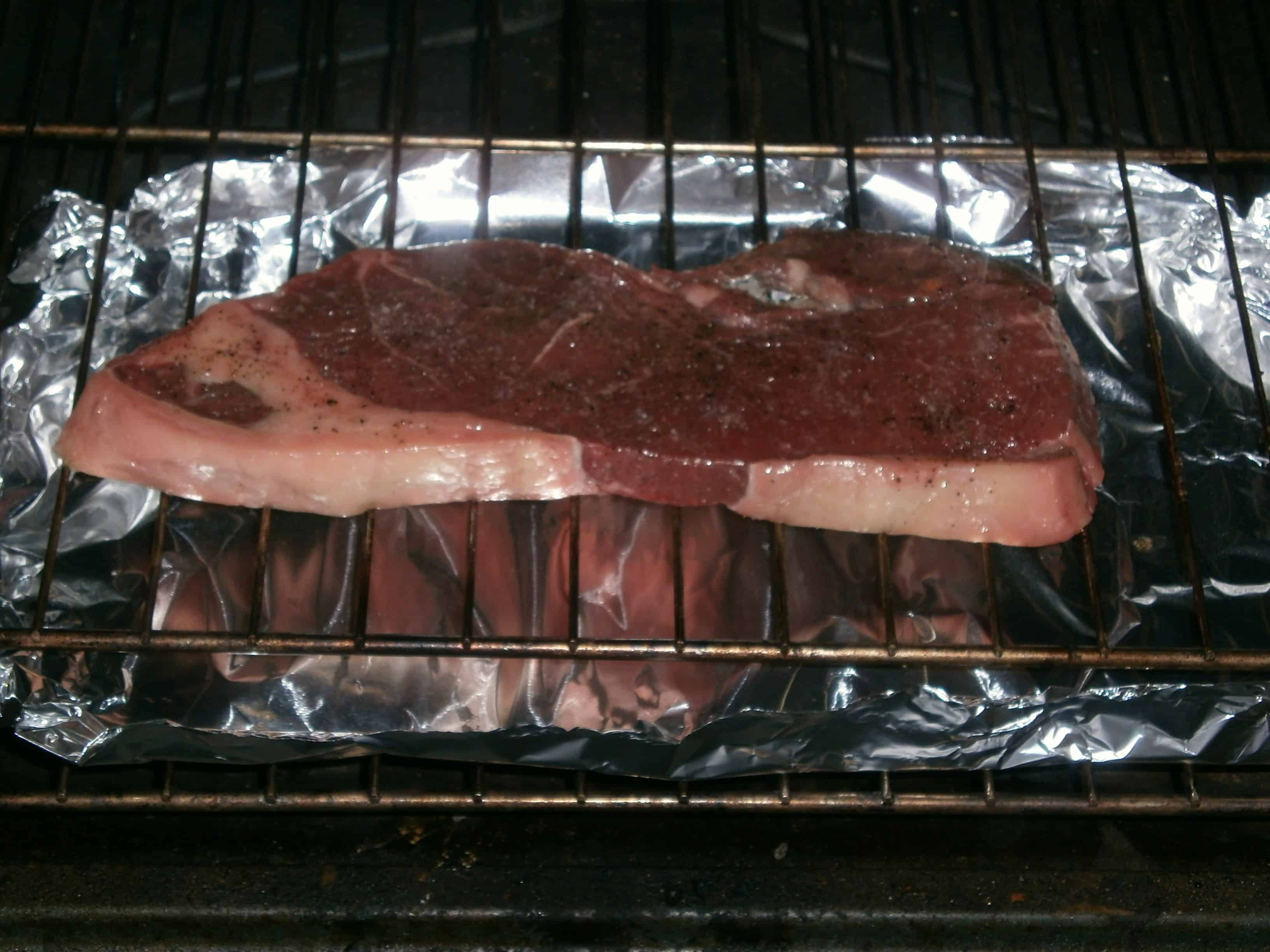 Alton Brown s Broiled Sirloin Steak Recipe Eat Like No One Else