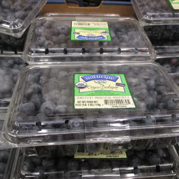 Organic Naturipe blueberries in 18 oz containers at Costco