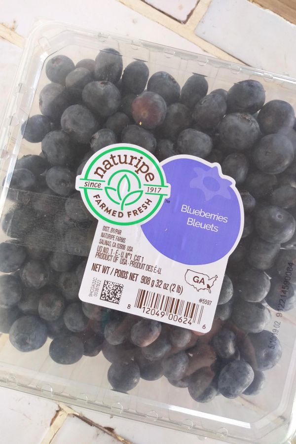 A container of Naturipe blueberries from Georgia.