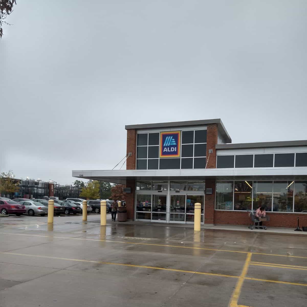 Outside of an ALDi store on a rainy day