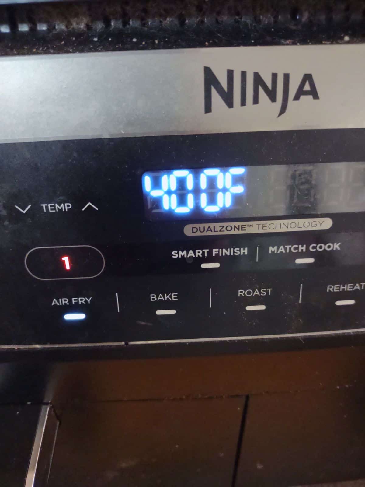 Ninja Foodi air fryer set to 400 degrees.